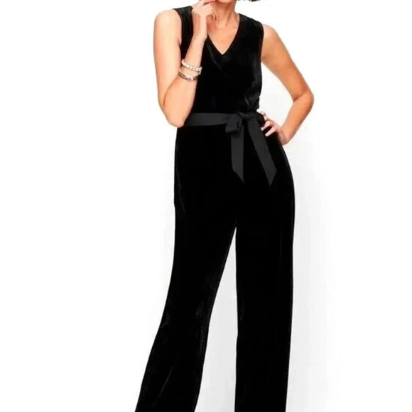 Talbots Black Wide Leg Velvet Jumpsuit Petite Size 10 10P Holiday Party Luxury - Picture 1 of 8